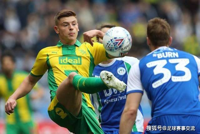 普拉滕斯主场领先，半场以2-0战胜弗鲁米嫩塞